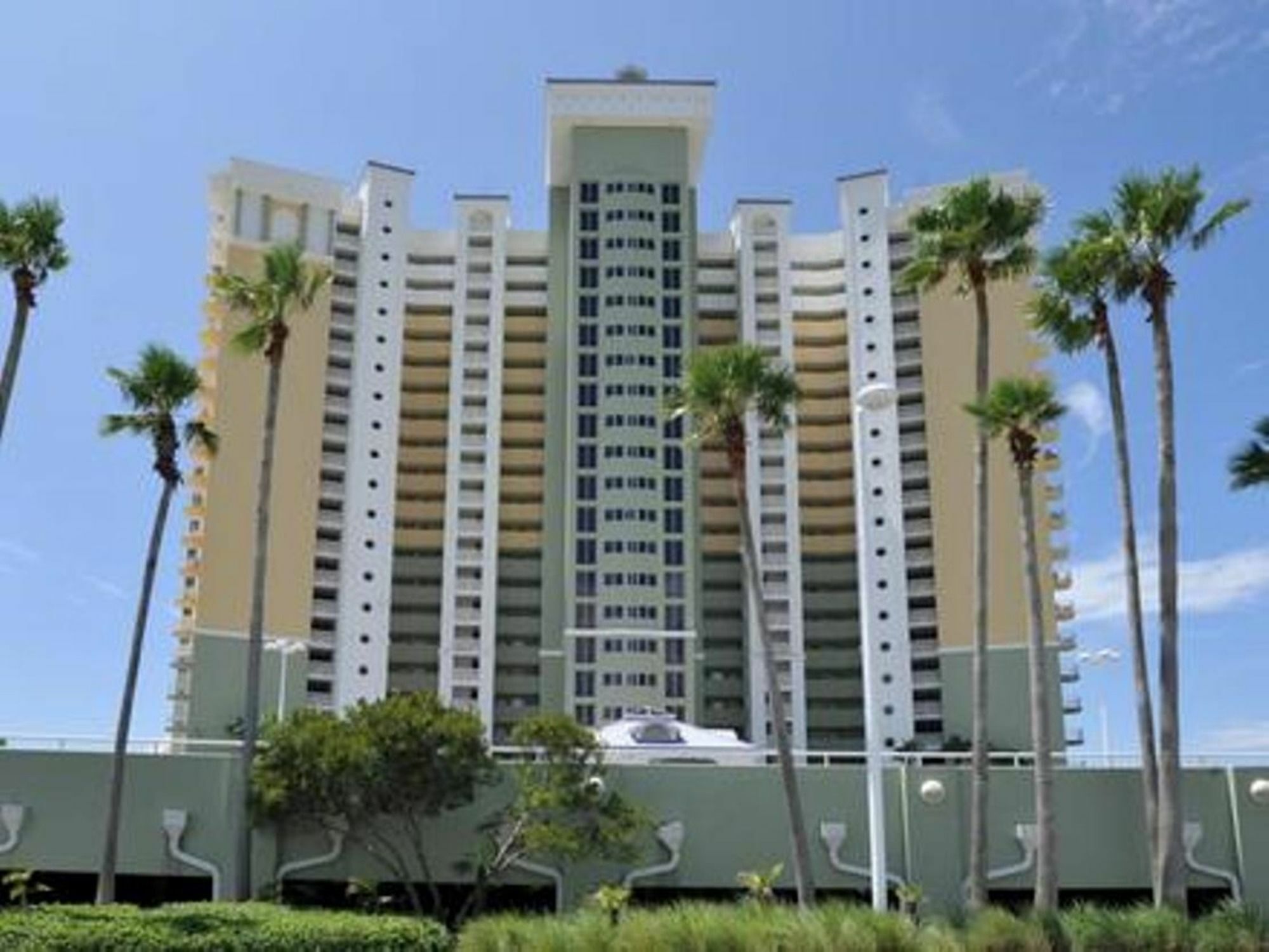 Hotel Boardwalk 1806 556193 By Redawning