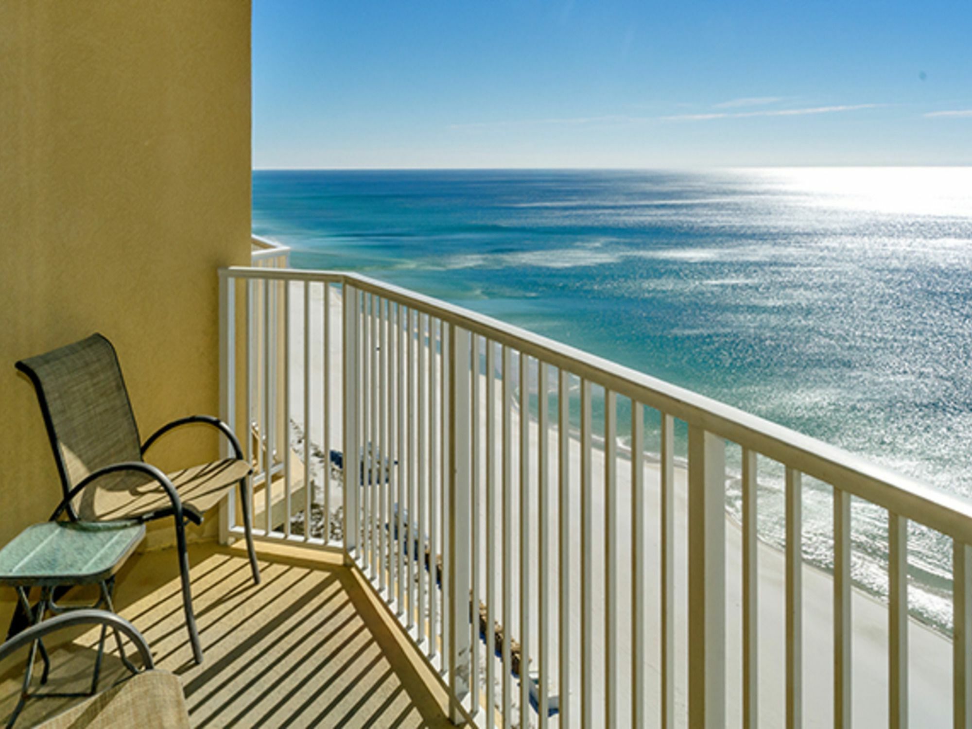 Hotel Boardwalk 1806 556193 By Redawning